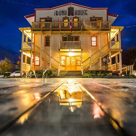 فندق The Bunkhouse داوسون المظهر الخارجي الصورة