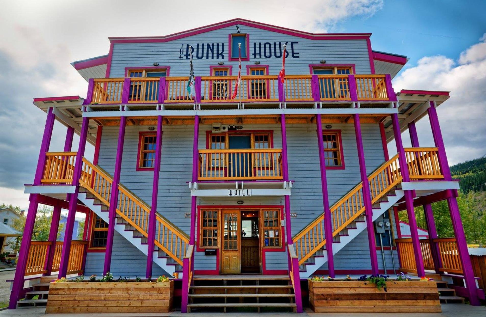 فندق The Bunkhouse داوسون المظهر الخارجي الصورة
